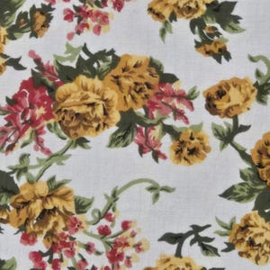 vintage cotton blend floral fabric gold cabbage roses green leaves, pink flowers on white background