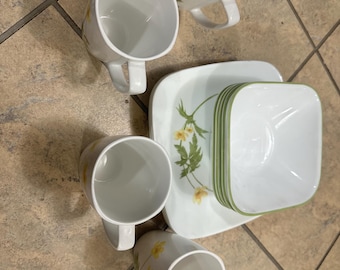 Vintage corelle vitrelle serving set
