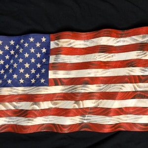 Small wavy flag