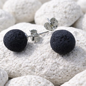 Pendientes de piedra de lava islandesa: pendientes de 6 mm de roca volcánica natural en plata de ley 925 – regalo personalizado