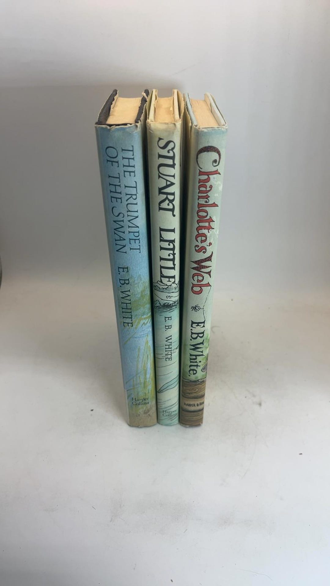 E.b. White Book Lot of 3 - Charlotte's Web, Stuart Little, the Trumpet ...