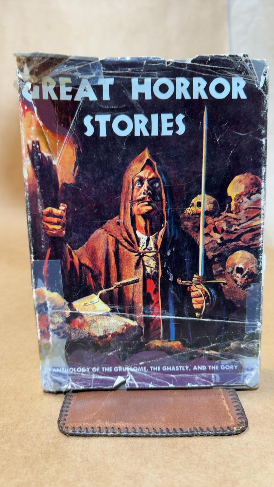 Great Horror Stories [Hardcover] Compiled by Rosamund Morris