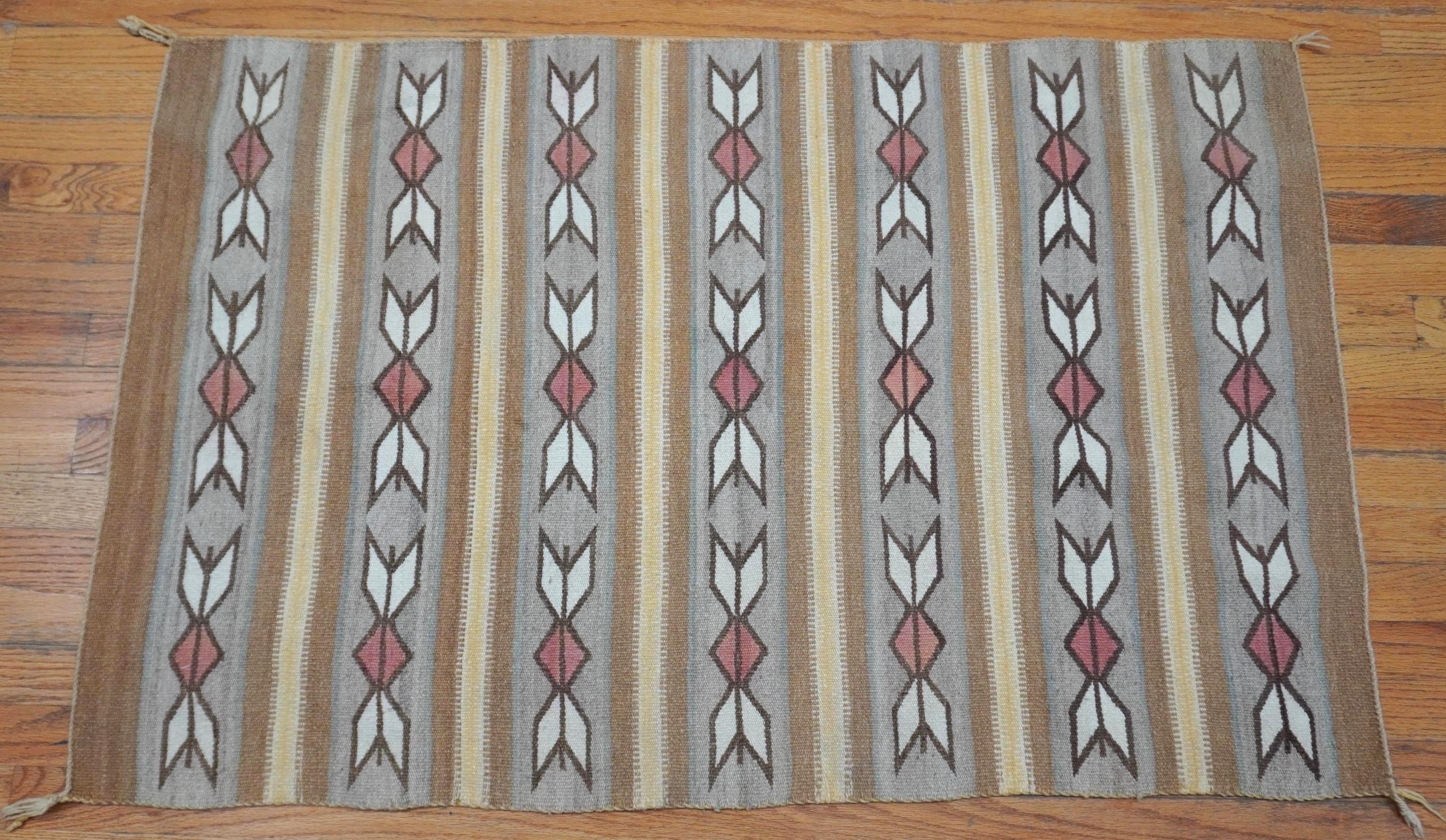 Antique Navajo Native American Indian Hand Made Wool Rug 2'8