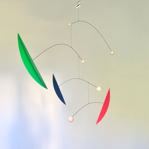 Kinetic Mobile - The Curve - Primary Colors - Mid Century - Hand Made in France
