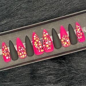 Polka Dot Press On Nails: Hot Pink & Black Matte Reusable Nails
