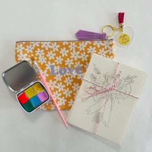 WASSERFARBE TRAVEL SET Valentines Love mini Malpalette mit gedruckten Postkarten in Tasche Pinsel.  Perfekt für Ausflüge, Praxis und Spaß