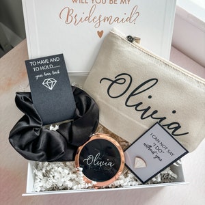 Willst du meine Brautjungfer Vorschlag Geschenkbox sein, Schwarz-Weiß Luxus Gefüllte Brautjungfer Box, personalisierte Brautjungfer Geschenkset - Schwarz