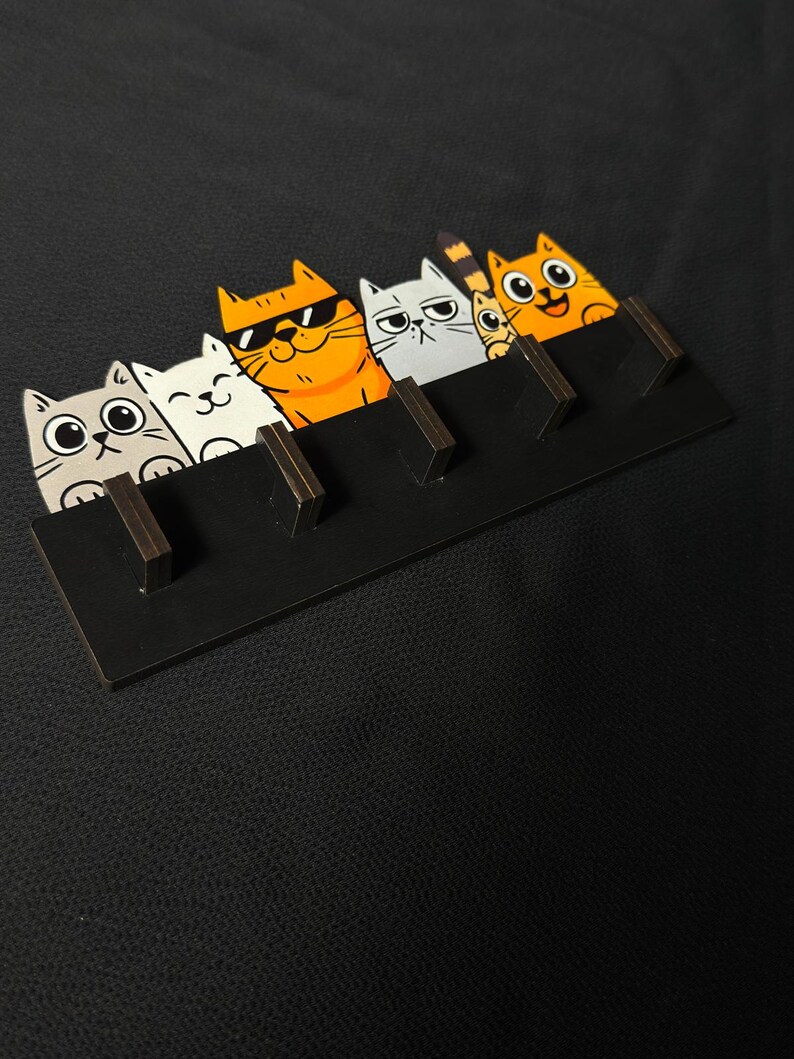 Cute Cat Key Holder – 5 Hook Wooden Wall Organizer – Adhesive Backed No ...