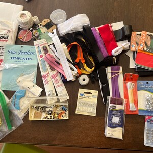 Sewing Notions Lot Vintage Items