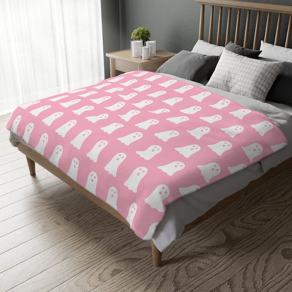 Reversible Pink Ghost Blanket, Pastel Pink Ghost Blanket, Pink Ghost, Halloween Throw, Ghost Throw, Ghost Blanket Throw, Halloween Blanket