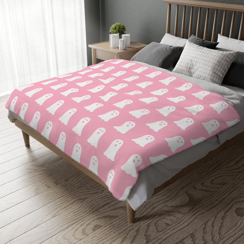Reversible Pink Ghost Blanket, Pastel Pink Ghost Blanket, Pink Ghost, Halloween Throw, Ghost Throw, Ghost Blanket Throw, Halloween Blanket 80" × 60"