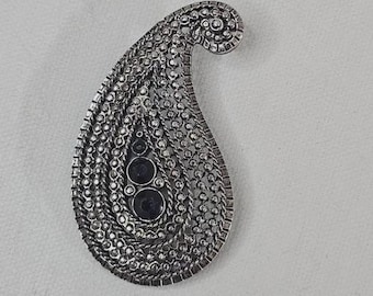 Silver Tone Paisley Brooch Ornate Black Rhinestone Filigree Openwork Unmarked