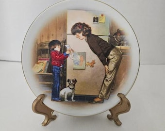 Avon Mother's Day Plate 1985 22K Gold Rimmed Porcelain Special Memories Decor