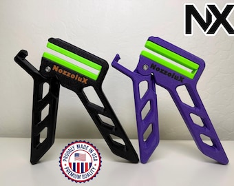 Support pliable pour arc à poulies, disponible en versions avec pieds de branches de 3 1/8" et 3 3/4" de large.