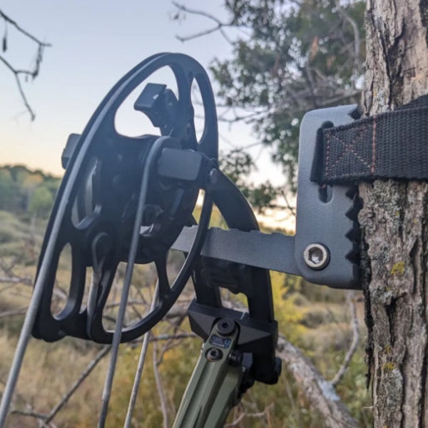 Compound Bow Hanger for HYS style strap or any strap