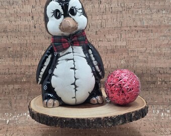 Vintage Ceramic Penguin Figurine 1980s - Kimple Mold - Christmas