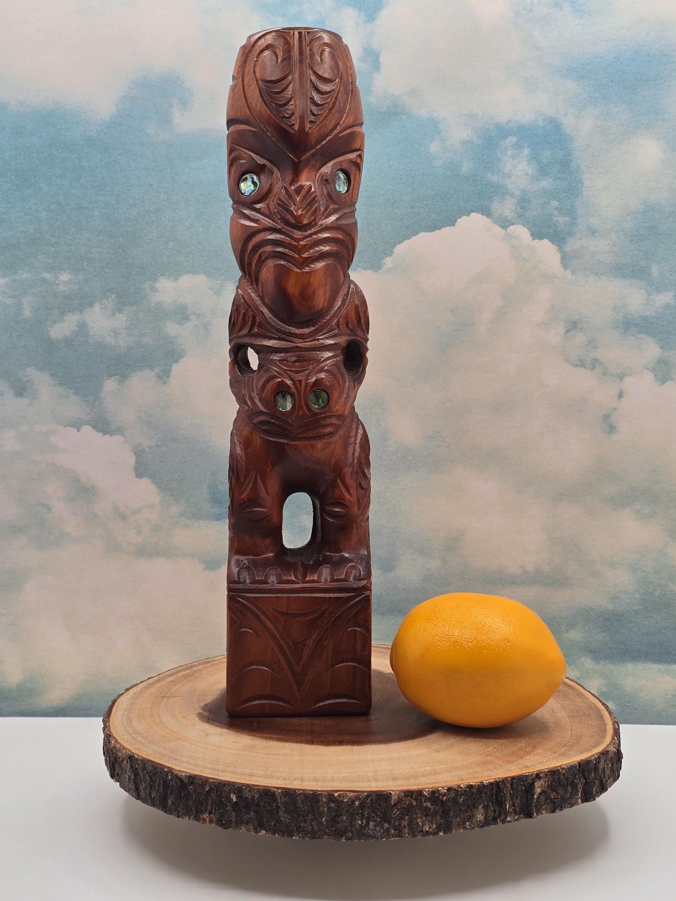 パウア貝 ニュージーランド マオリ族 ティキ TIKI 木彫り 7体セット ビンテージ マオリ ティキの彫刻: マタイの木、パウア シェルの目