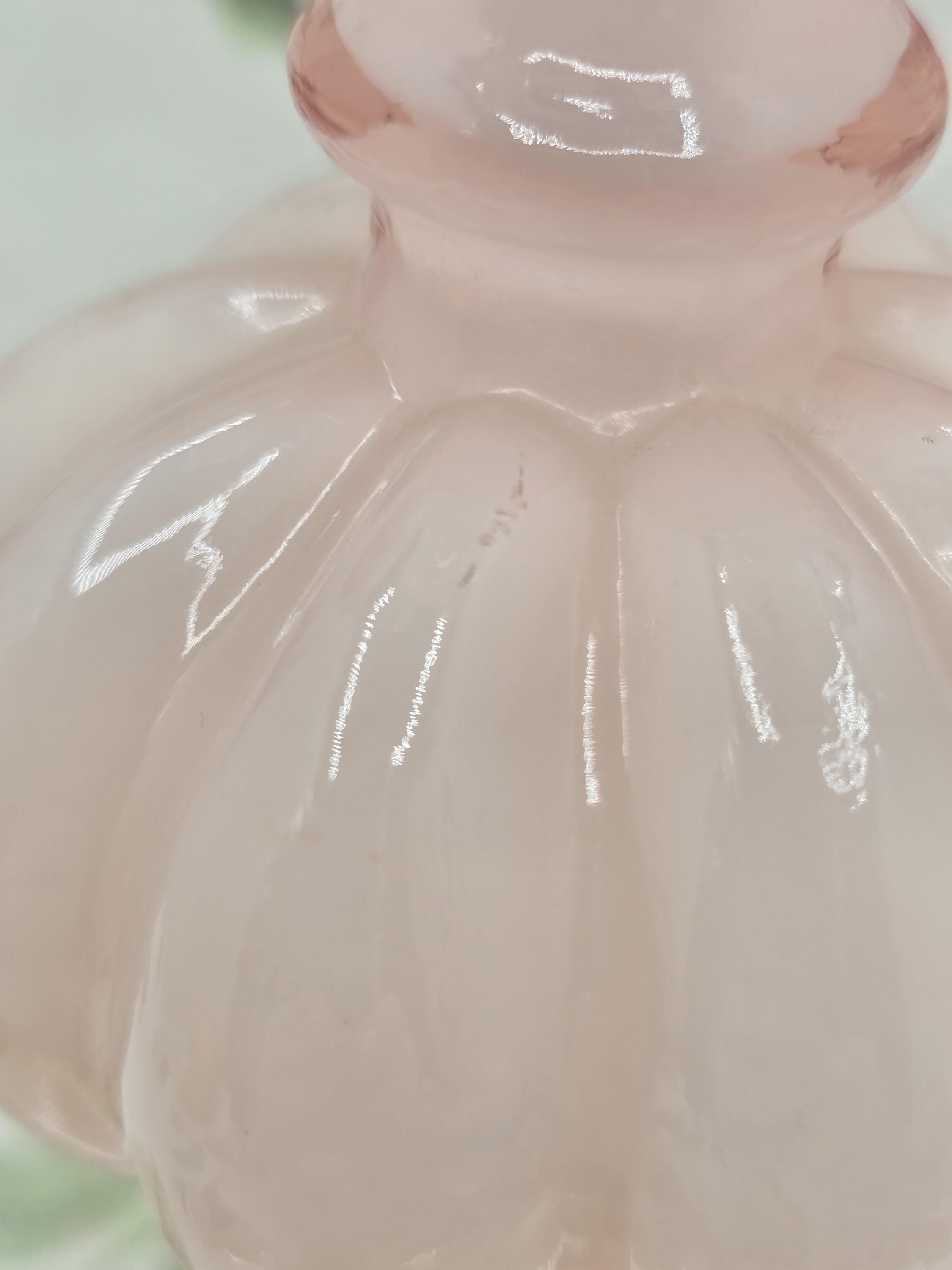 ヴィンテージ フェントン ローズ オーバーレイ メロン花瓶 – ピンク