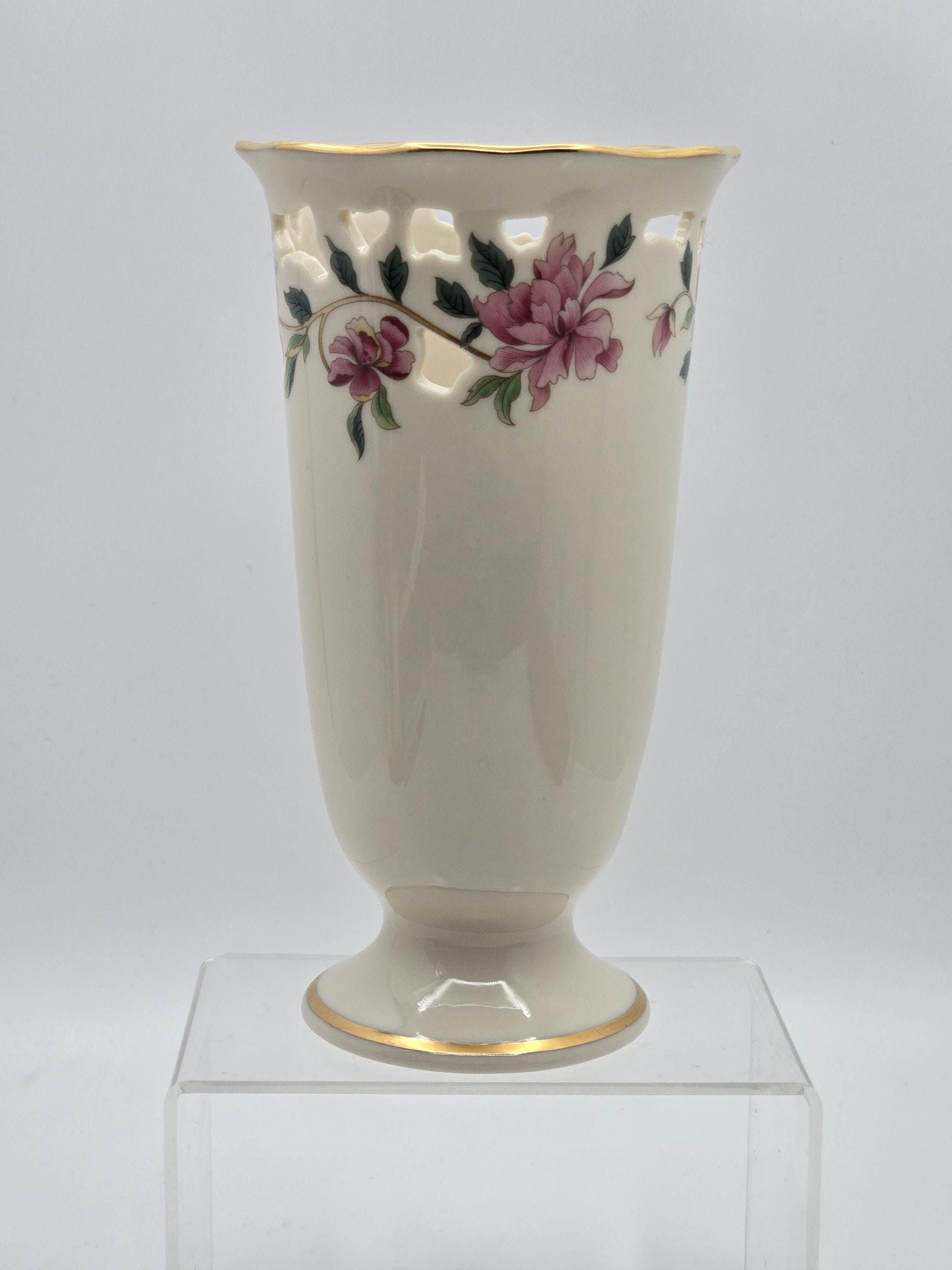 Vintage Lenox Barrington Collection Pierced Footed Vase - Elegant