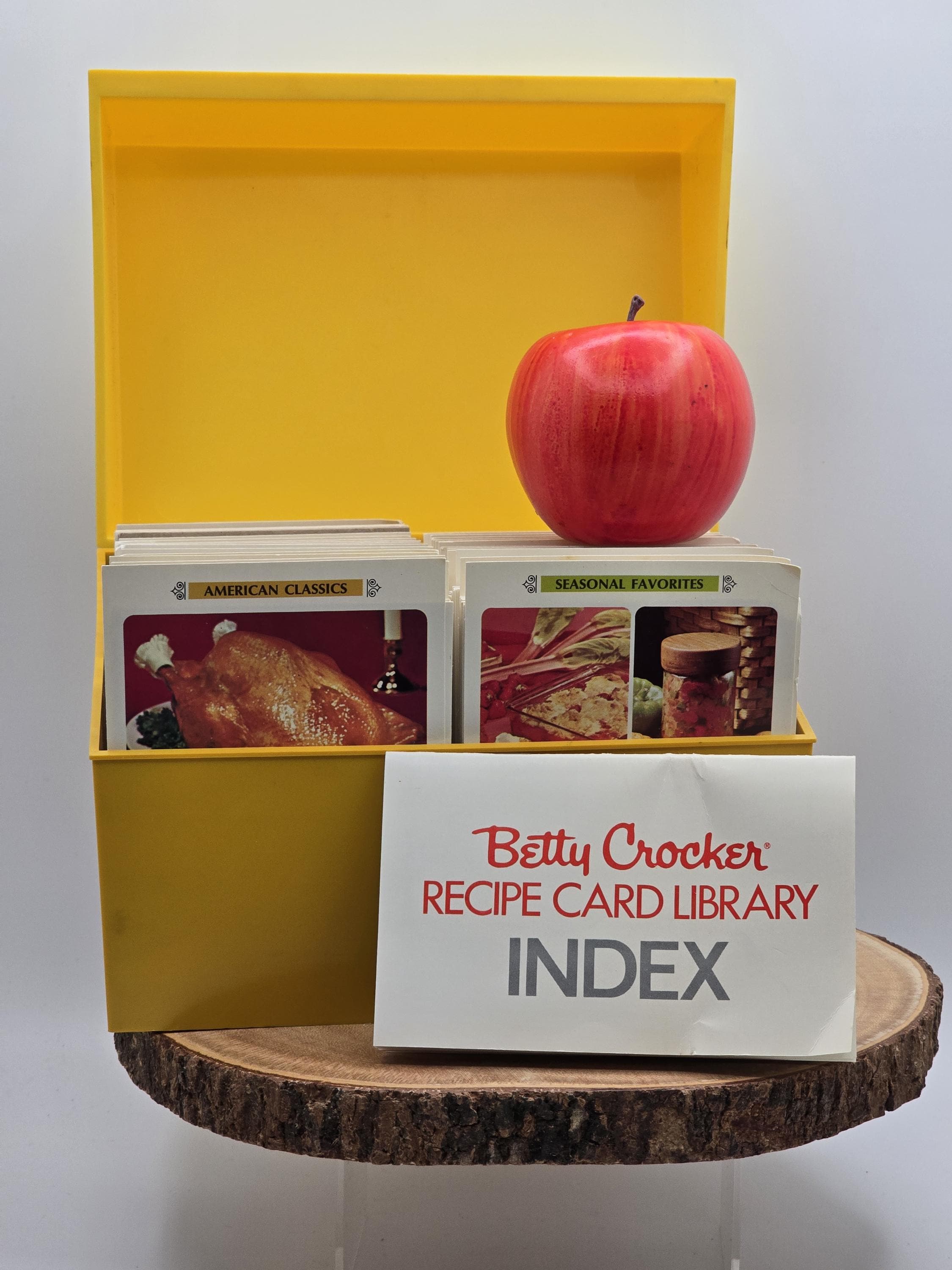 ④ ヴィンテージ　RecipeBox Vintage 1970s Betty Crocker Recipe Box & Recipe Card Library