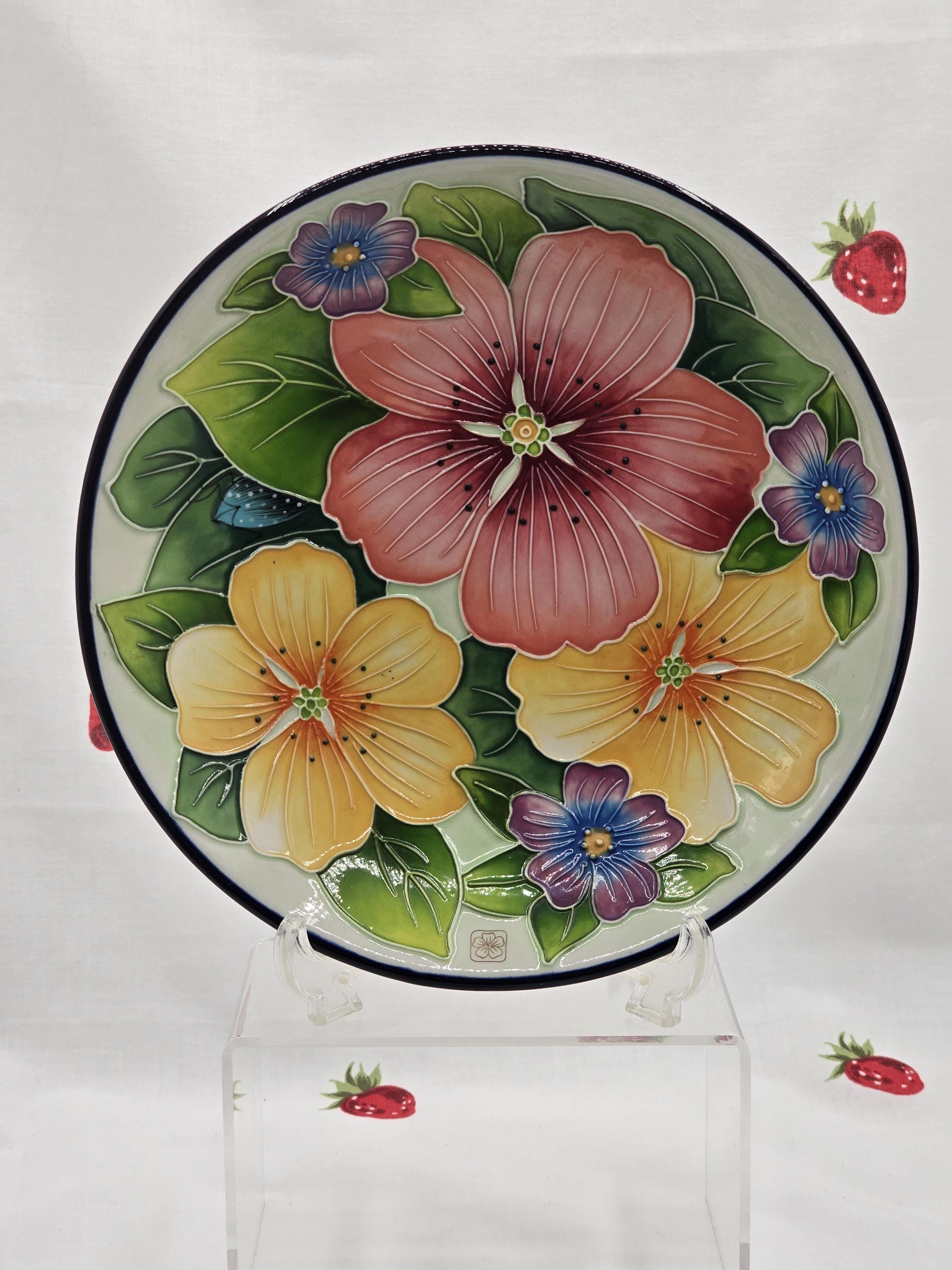 【mkuさま】vintage plate ❀ ステンシルフラワー 深皿 Vintage Hand Painted Floral Plate - Jeannette Mccall Blue Sky