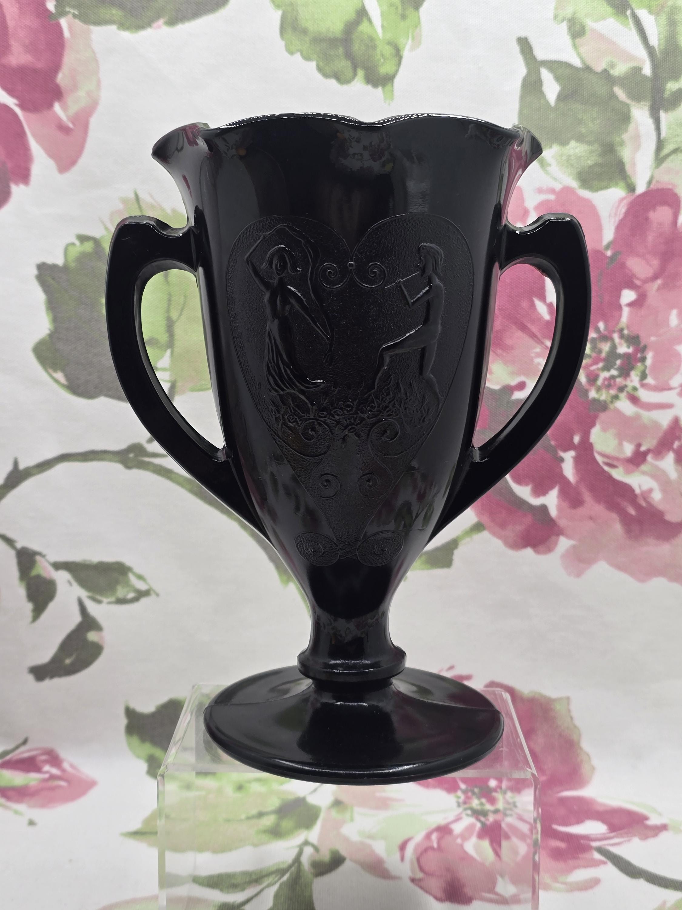 Vintage L.E. Smith Black Amethyst Dancing Nymphs Trophy Vase – Art