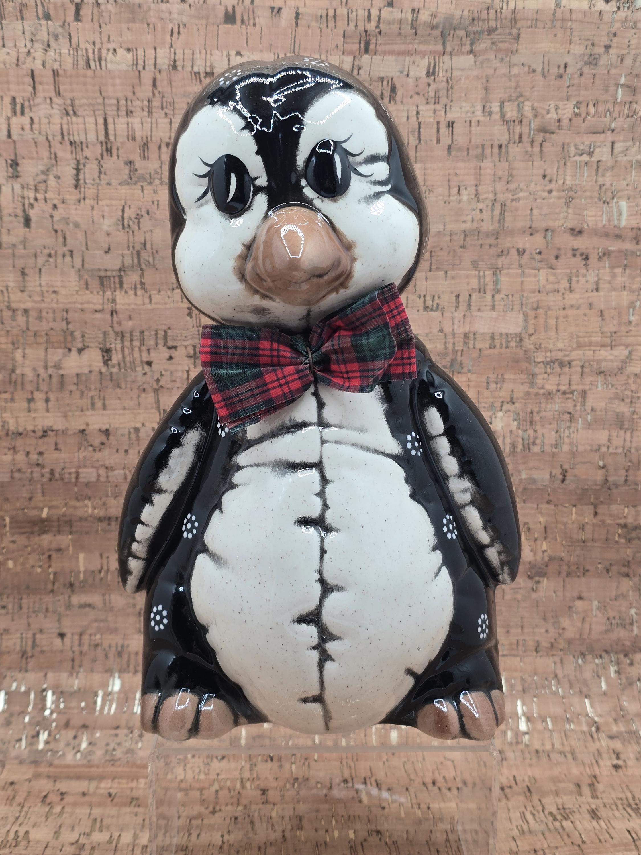 Vintage Ceramic Penguin Figurine 1980s - Kimple Mold - Christmas
