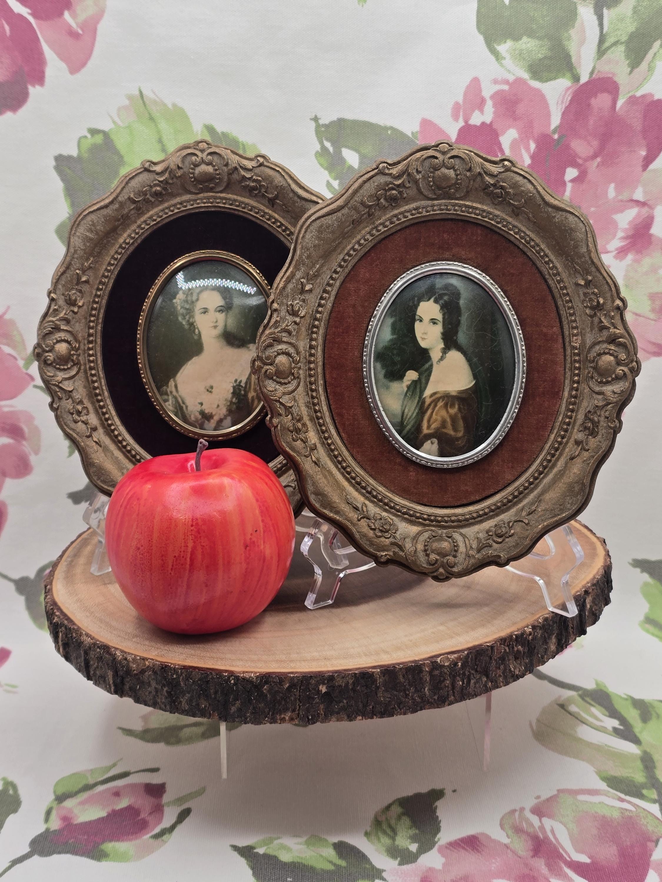 セール中】1940-1960年代 ヴィンテージカメオクリエーションフレーム