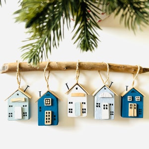 Set of 5, beach houses for hanging, wooden decoration maritime