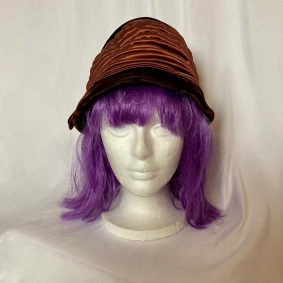 1960s Mod Rust Velvet and Satin High Crown Bucket… - image 2