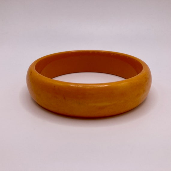 1930s/1940s Vintage Butterscotch Bakelite Bangle - image 6