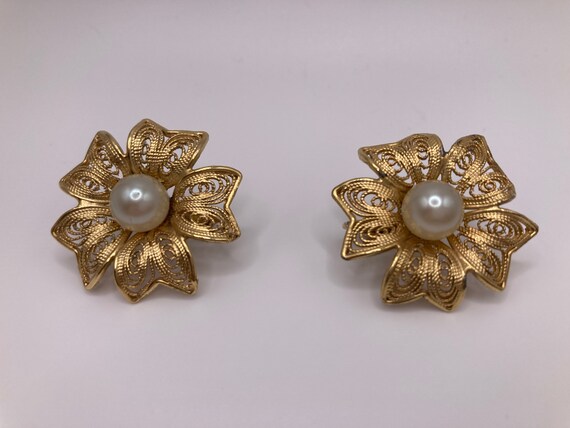 1960s Corocraft Gold and Pearl Flower Earrings - Gem