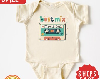 Body bébé « Meilleur Mix Maman et Papa », Body bébé style cassette audio rétro, Cadeau de naissance original, T-shirt musical pour nouveau-né, Cadeau pour annonce de naissance