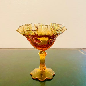 Amber Floral Ruffled Dish