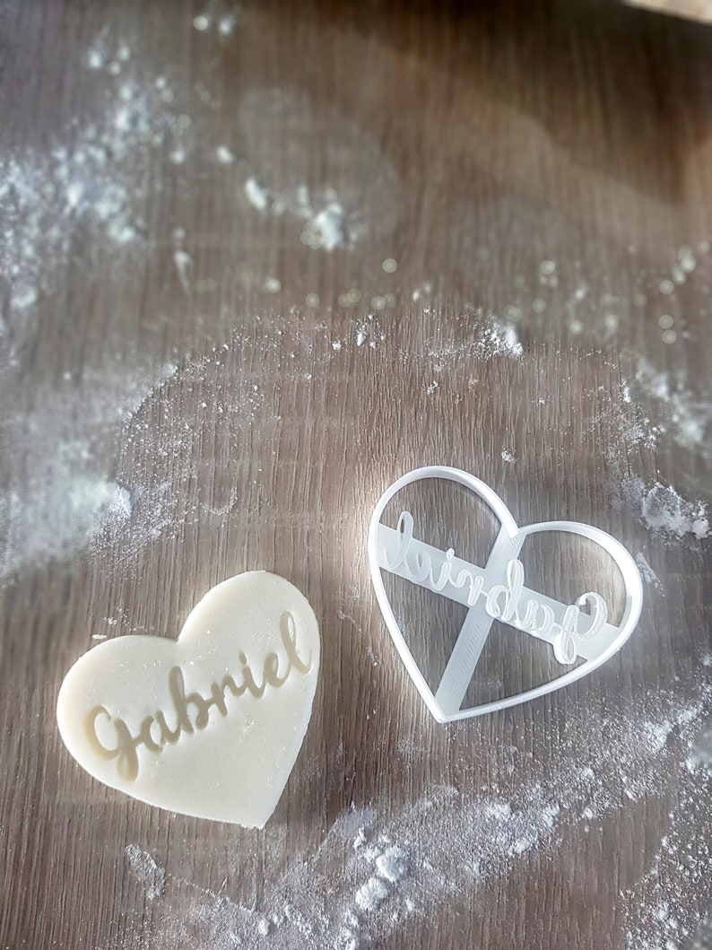 Customizable Cookie Cutters Petit Beurre, Heart, Round image 3