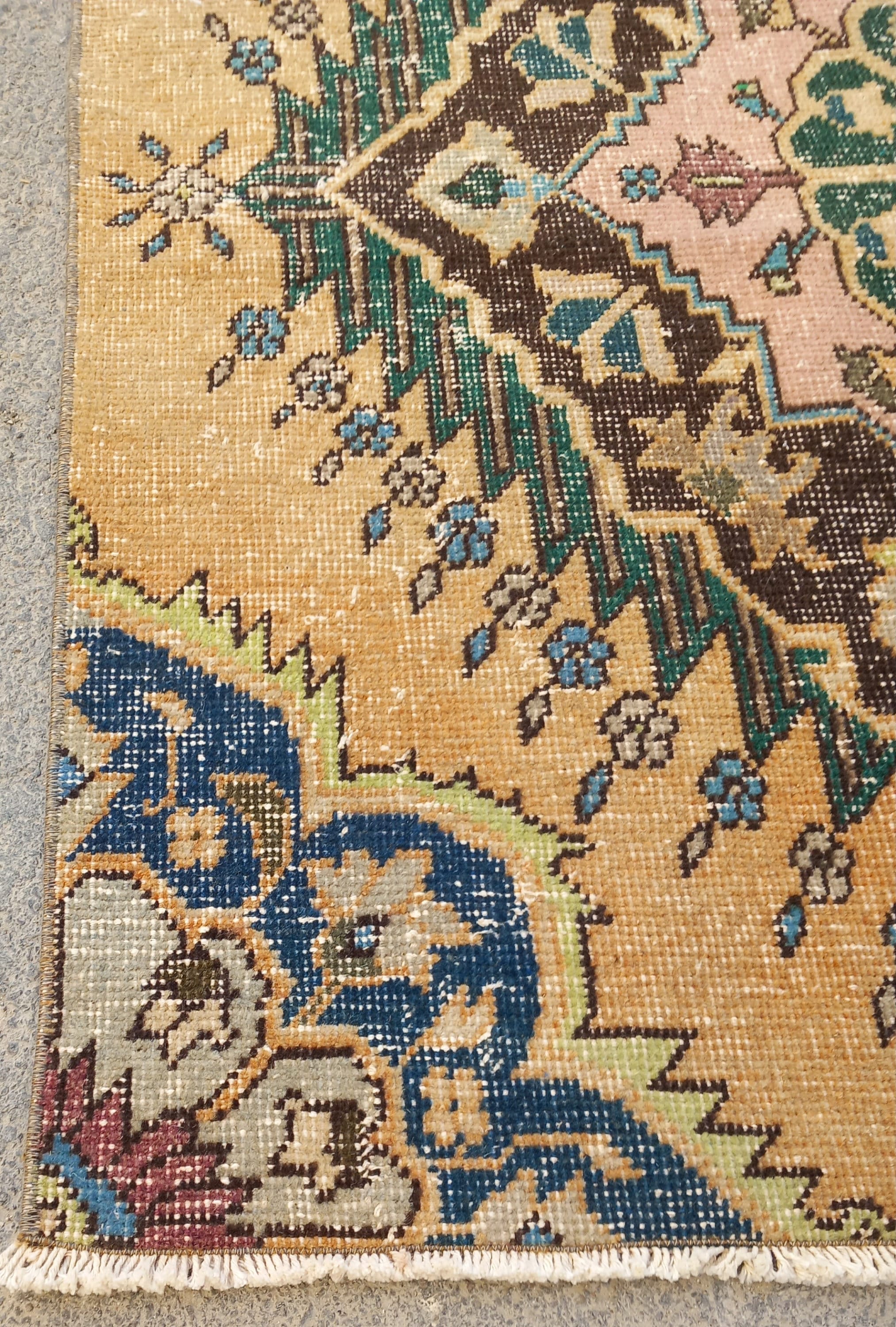 3x8,rug,3x8 Turkish Rug,3x8 Runner Rug,3x8 Decor,3x8 Beige,green Brown