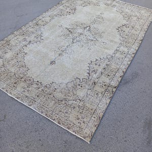 5x8 Rug, Neutral Rug,5x8 Vintage  Beige Rug,Turkish Rug,Oushak Rug 5x8,Area Rug,Anatolian,Wool,Antique,Faded,Handmade,Natural,Rug.5.3x8.6 ft