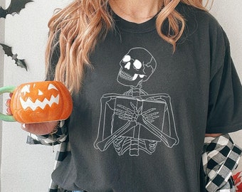 Skeleton Book Lover Shirt: Spooky Halloween Reader Tee
