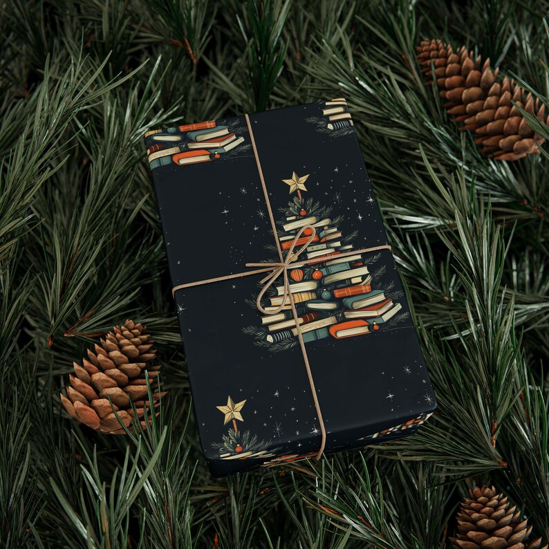 Book Tree Christmas Wrapping Paper: Festive Bookish Gift Wrap immagine 6