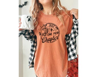 Spooky Season Book T-Shirt: Halloween Reader Tee