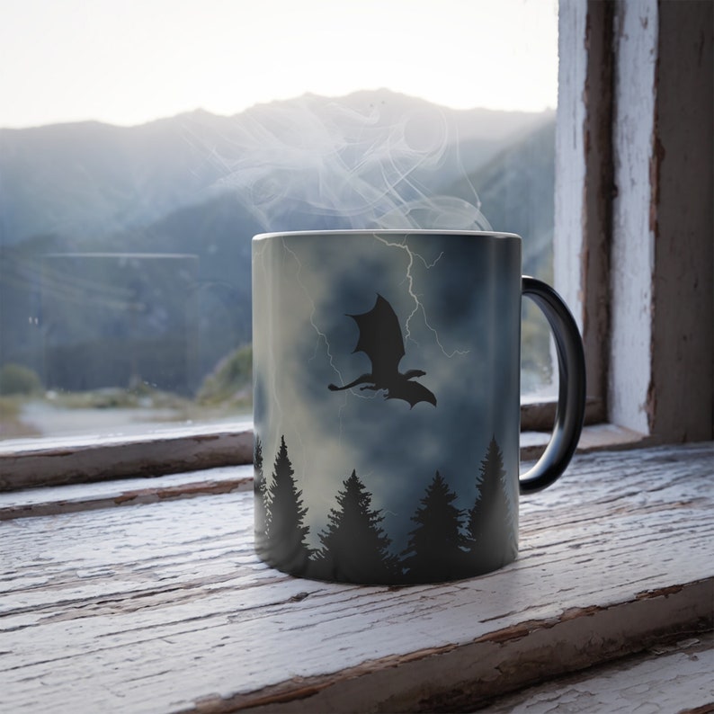 Color Changing Dragon Coffee Mug: Fantasy Book Lover Gift Bild 1