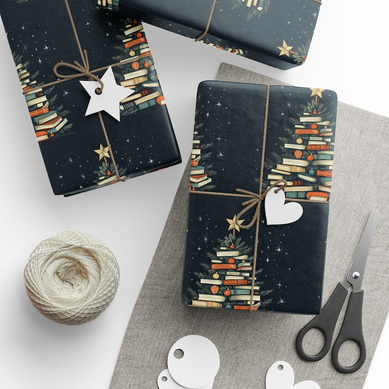 Book Tree Christmas Wrapping Paper: Festive Bookish Gift Wrap immagine 1