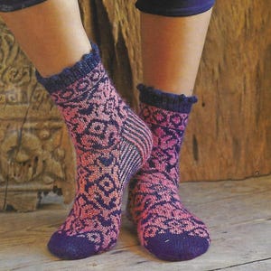 Cable Cuff Sock Knitting Guide - Colorwork PDF Download