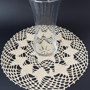 Handmade Crochet Doily – Cotton Lace Table Decor – Vintage Style – 40 cm (15.7 inches)