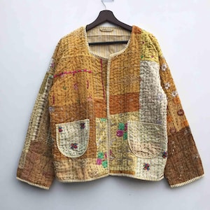 Giacca Kantha vintage fatta a mano; cappotto da donna reversibile in cotone patchwork