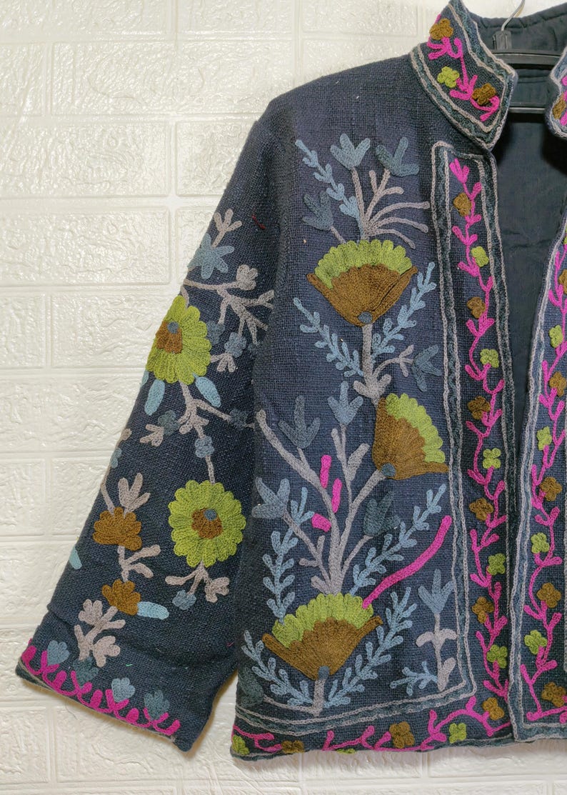 Handmade TNT Suzani Jacket | Embroidered Short Suzani Jacket | Classical Jacket | Robe TNT Suzani Jacket Reversible Coat Bild 4