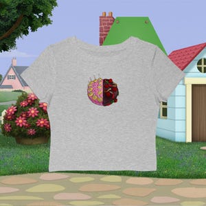 Puede incluir: Un juego de tres tazas de cerámica con un acabado mate moteado. Las tazas son de color crema, gris claro y gris oscuro. Cada taza tiene un diseño simple y minimalista.