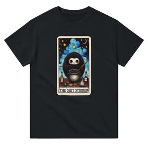 Maglietta "mescolatore di merda", regalo di Halloween, stile tarocchi, maglietta retrò, regalo mistico, regalo fantasy, maglietta horror.