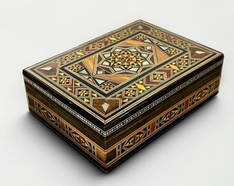 Boîte à bijoux rectangulaire en bois et nacre, réalisées à la main | Mosaïque Syrienne | Taille 17.5 * 12.5 * 5.5 cm