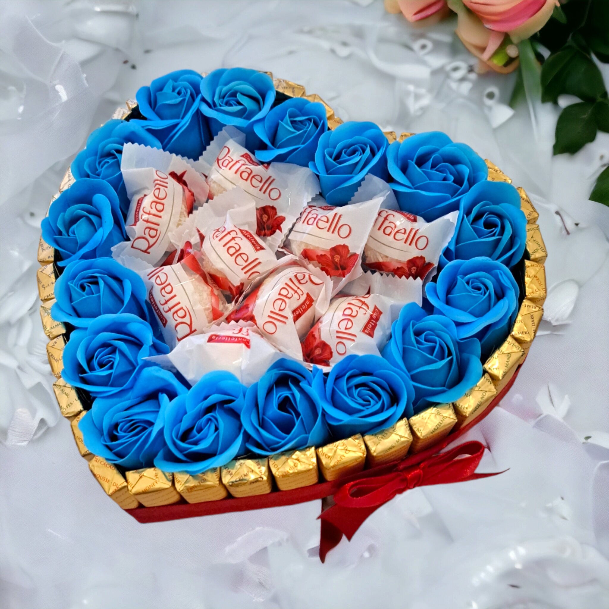 Merci Pralinentorte Geschenkidee Ferrero Rocher Raffaello
